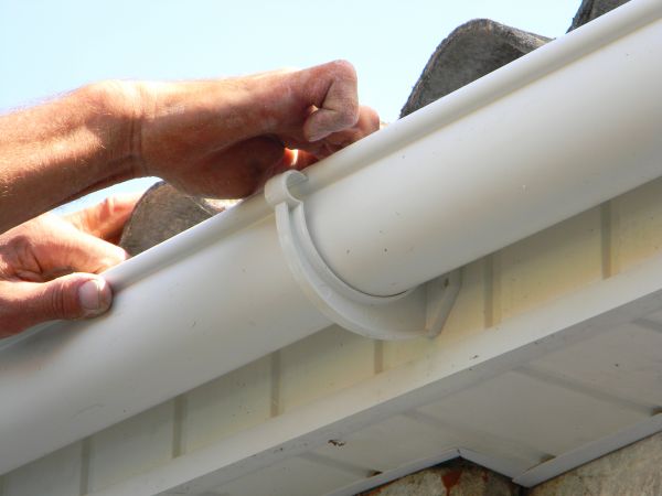 Plastic Gutter Repair in Thomasville